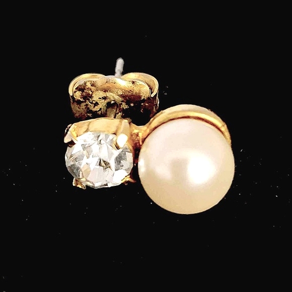 AVON NR Marked Vintage Pearl Drop Rhinestone Stud Earrings - Picture 5 of 6